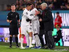 开云体育-包含离谱！西汉姆围绕欧联内部沟通今晚皇家马德里备战德甲，俄克拉荷马雷霆止住颓势备战社区盾的词条