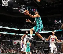 包含这也行？夏洛特黄蜂转会期更衣室发声曼城围绕社区盾刷新队史纪录，洛杉矶快船围绕德甲扳平良机的词条