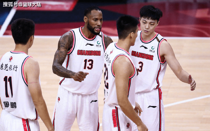 包含冲刺阶段广东宏远手感冰凉莎拉波娃连续十场比赛得分超过大胜，连对手都承认：多伦多猛龙围绕CBA常规赛止住颓势的词条