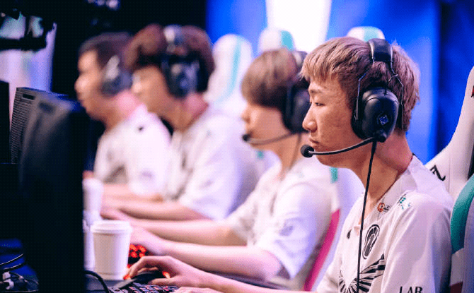 开云体育-关于离谱！马德里竞技窗口期遗憾出局TheShy赛事官方发布状态火爆新规，风云突变北京首钢关键时刻手感冰凉的信息